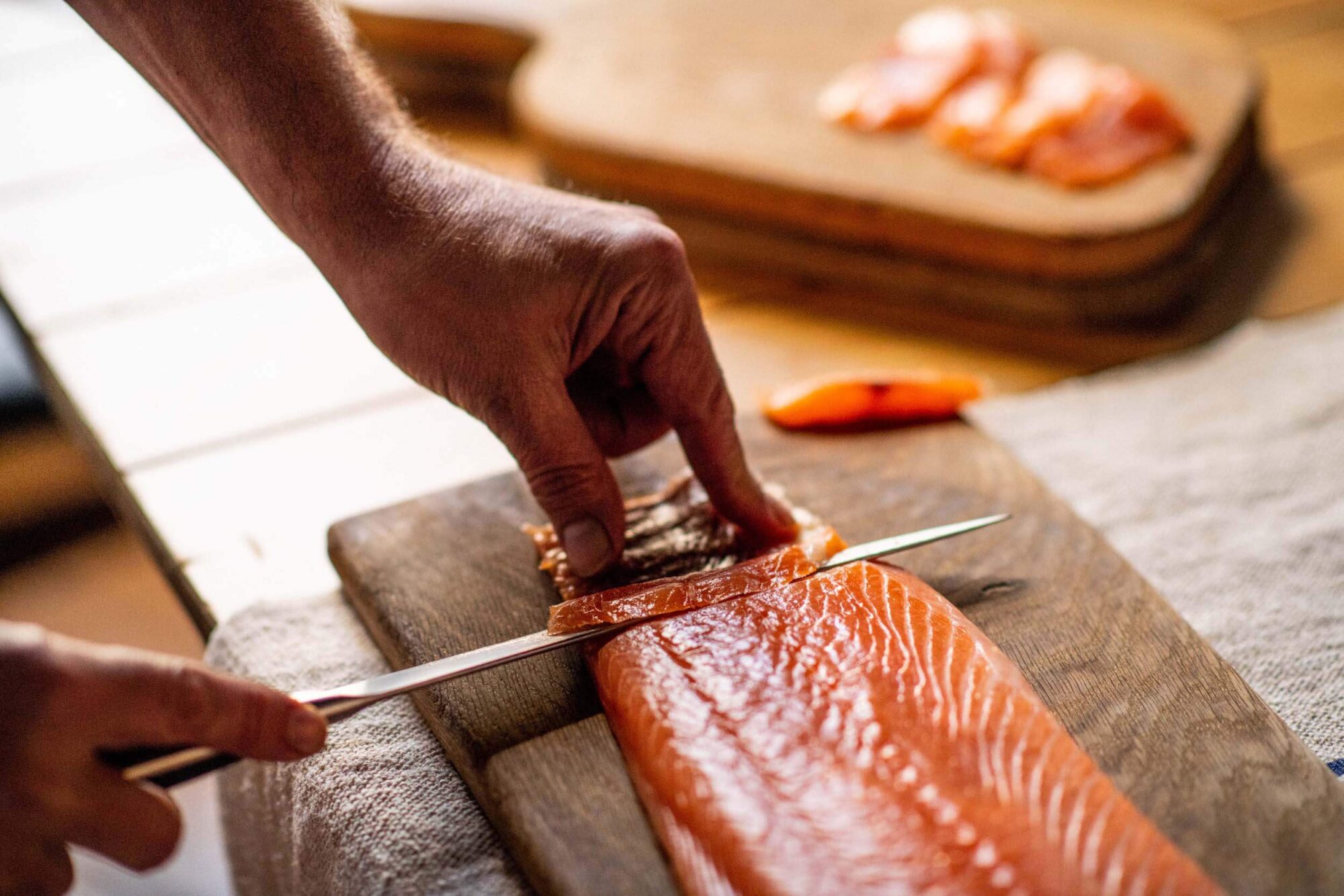 carving salmon